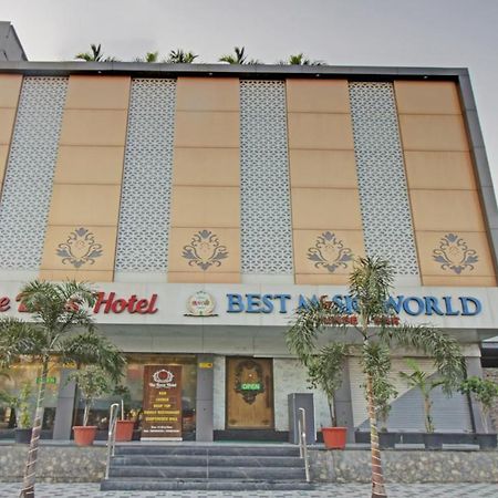 Treebo The Boss Hotel Rāipur Екстериор снимка