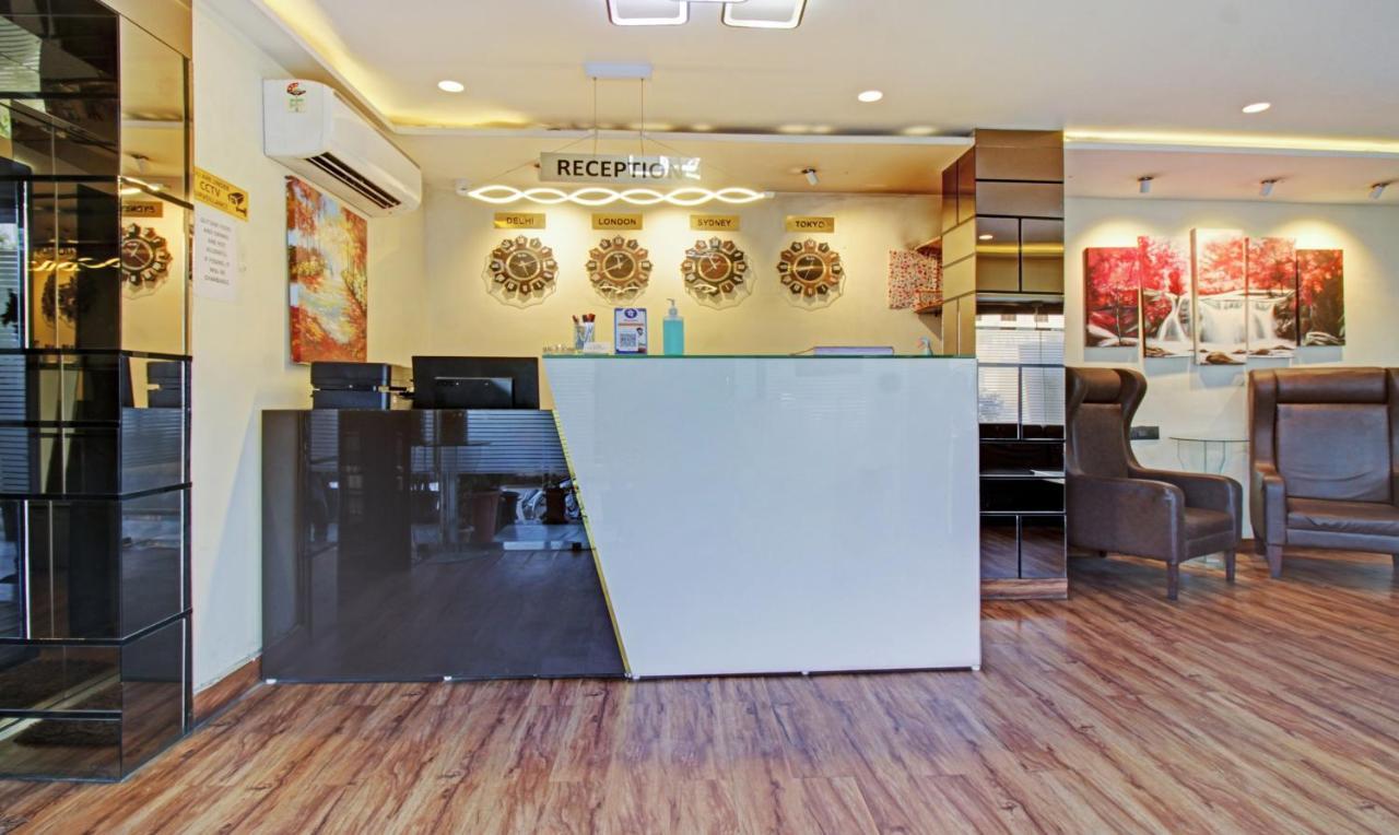 Treebo The Boss Hotel Rāipur Екстериор снимка