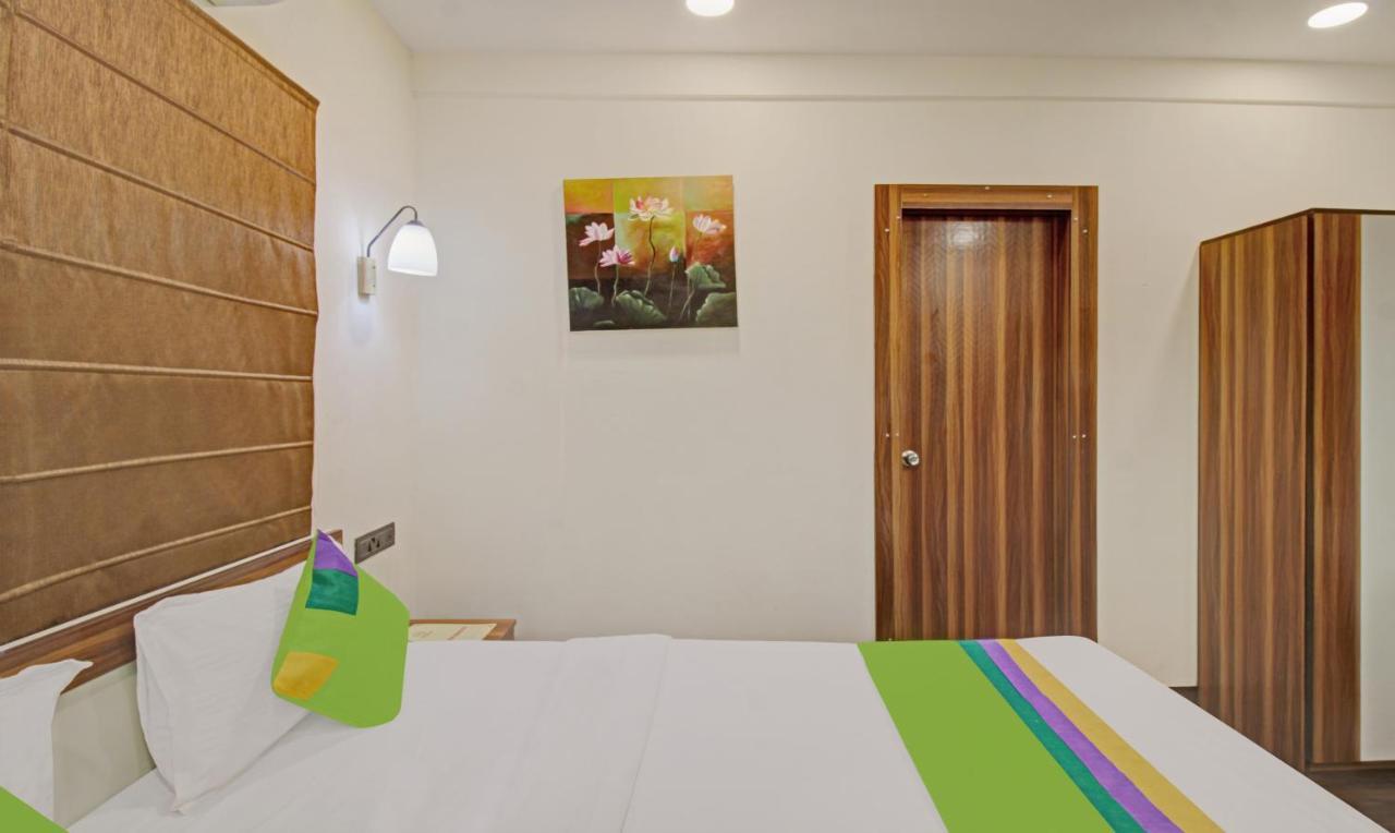 Treebo The Boss Hotel Rāipur Екстериор снимка