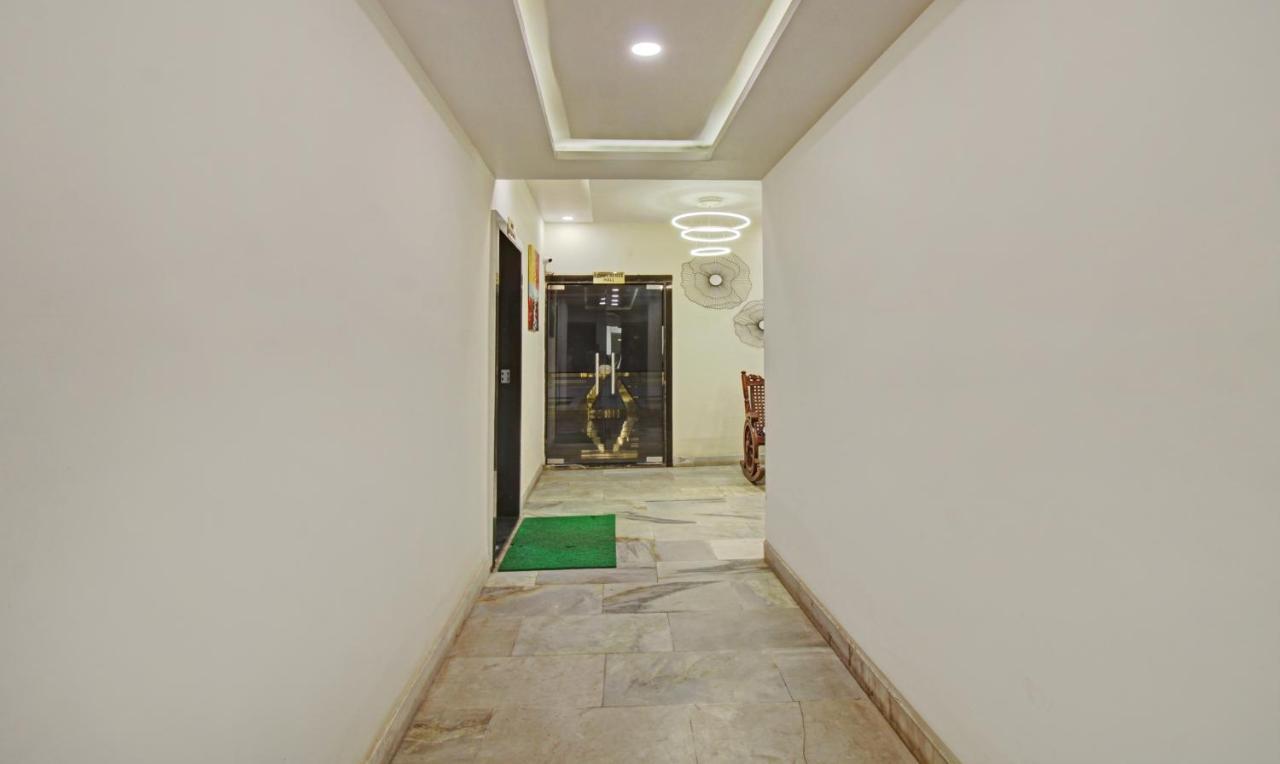 Treebo The Boss Hotel Rāipur Екстериор снимка