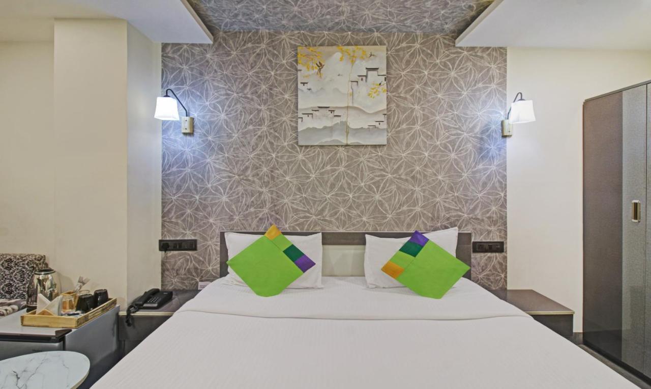 Treebo The Boss Hotel Rāipur Екстериор снимка