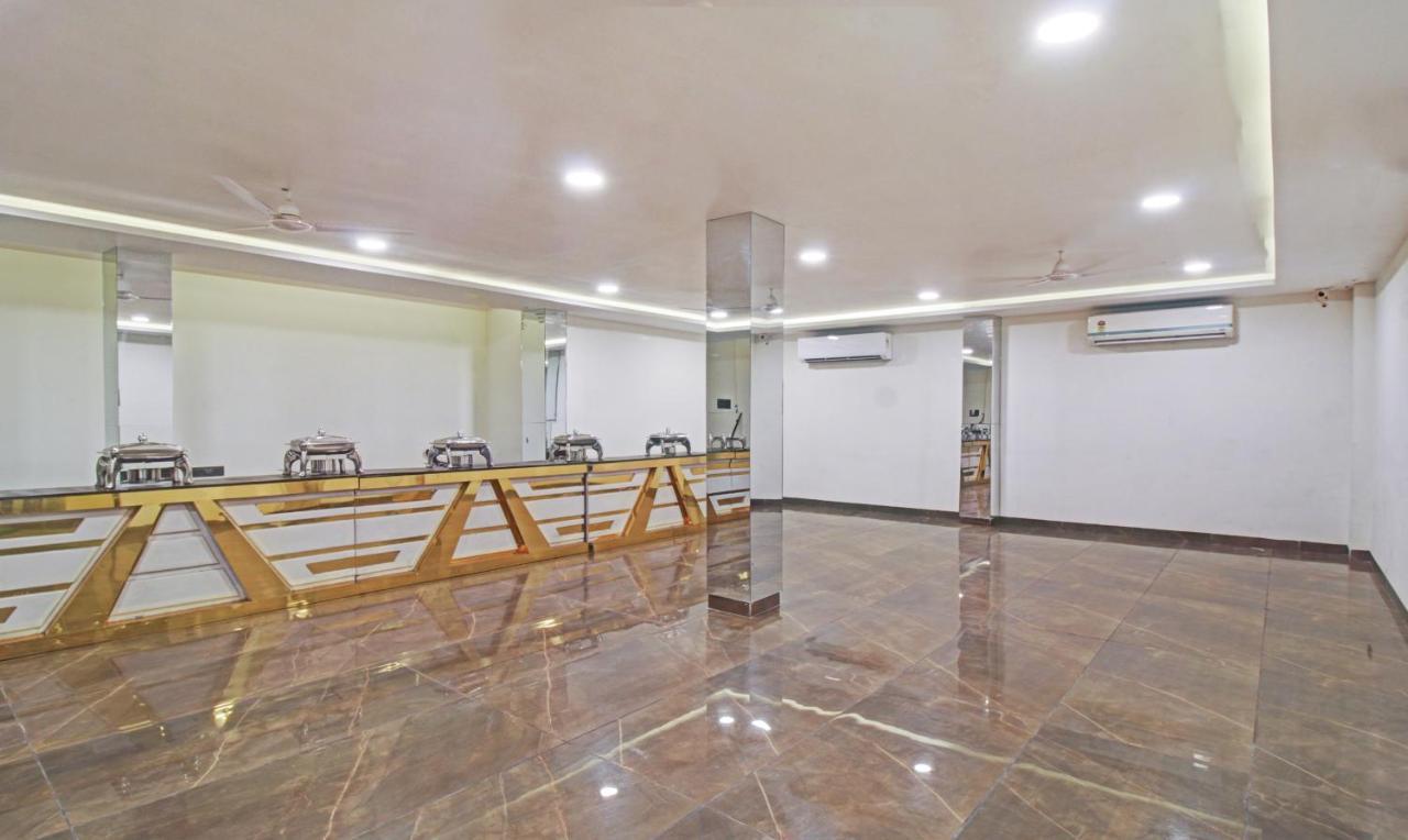 Treebo The Boss Hotel Rāipur Екстериор снимка