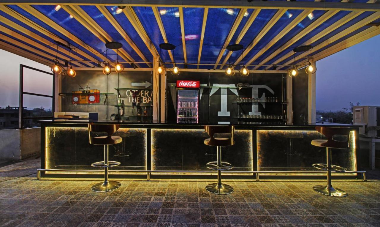 Treebo The Boss Hotel Rāipur Екстериор снимка