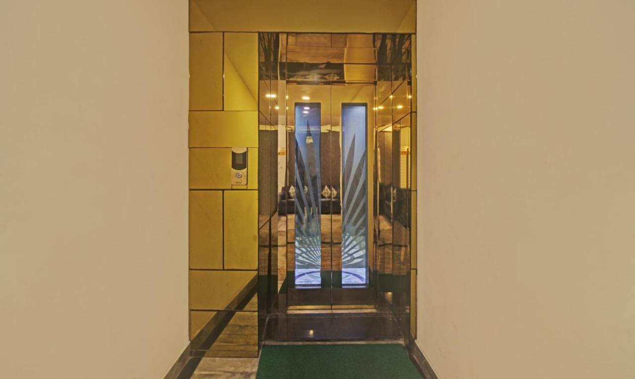 Treebo The Boss Hotel Rāipur Екстериор снимка