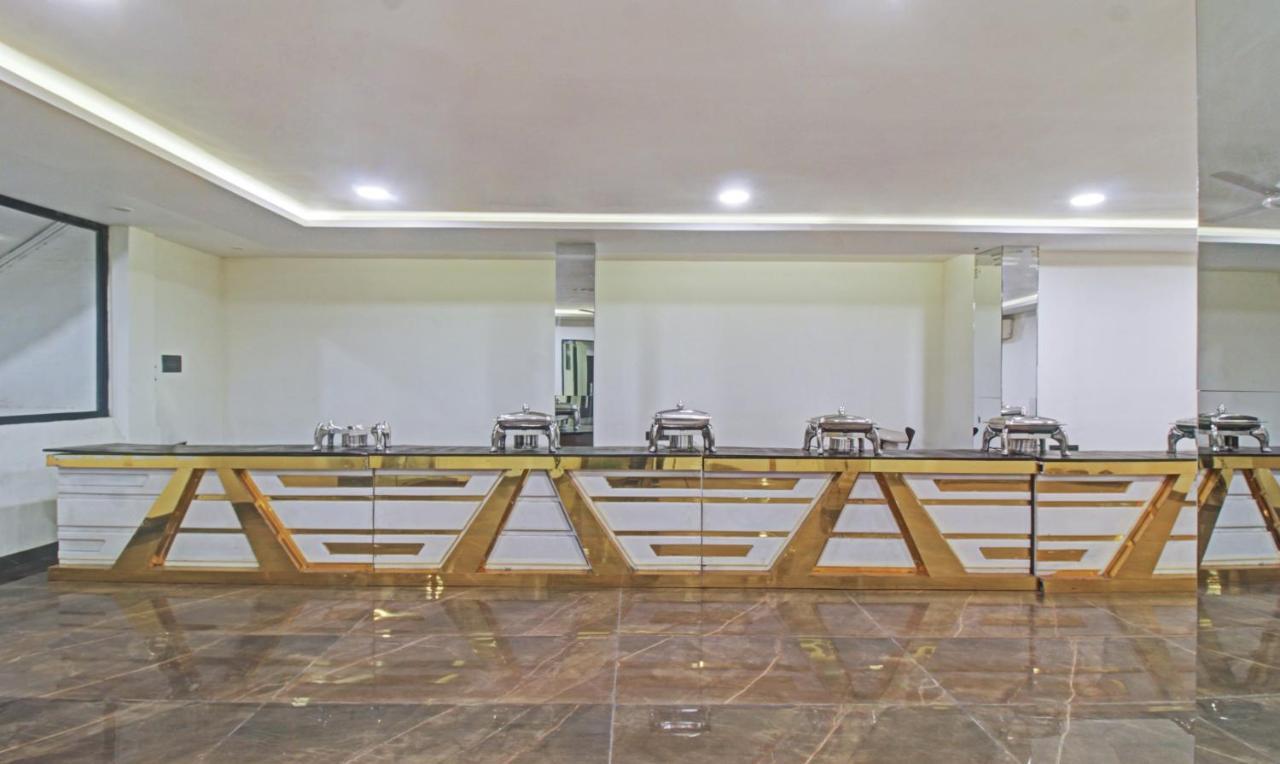 Treebo The Boss Hotel Rāipur Екстериор снимка